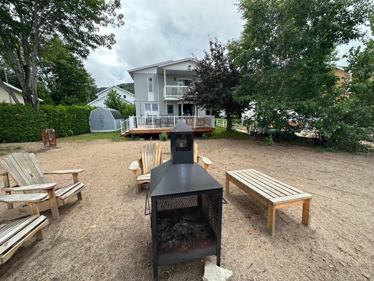 Maison Sur Le Lac Desbiens Eksteriør bilde